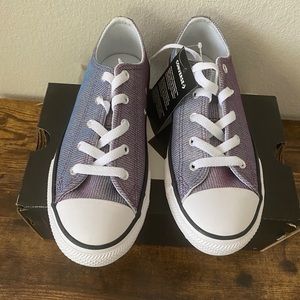 Converse sneakers sparkling purple
